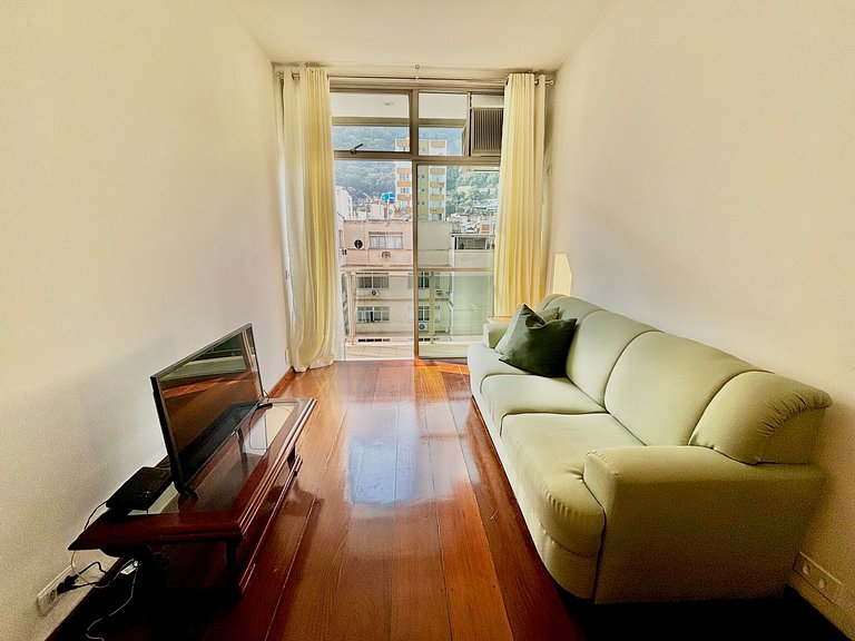 Apto 2 quartos com vista para o Cristo e garagem