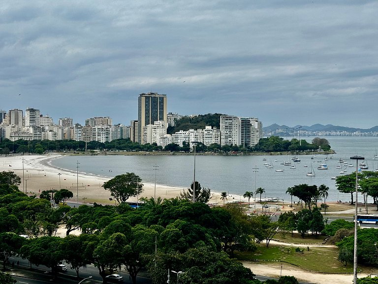 Studio c/ Vista Incrível da Enseada Botafogo