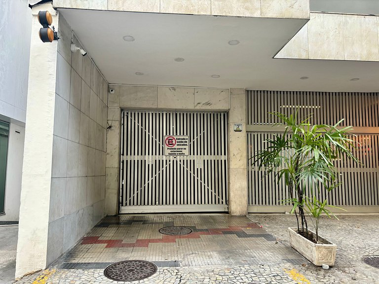 Apto 2 quartos com vista para o Cristo e garagem