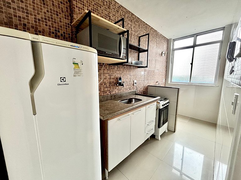 2Qt. com vaga de garagem, Piscina e cama Queen