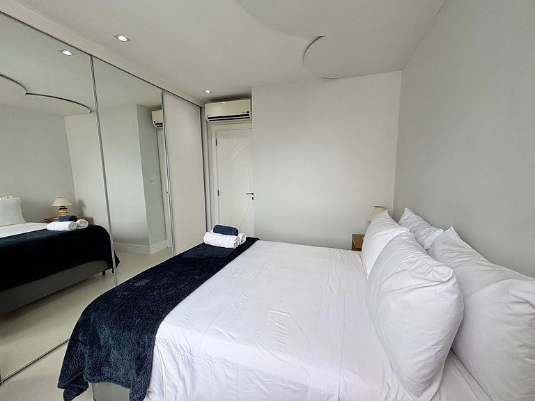2Qts. com Hidro em luxuoso condomínio na Barra