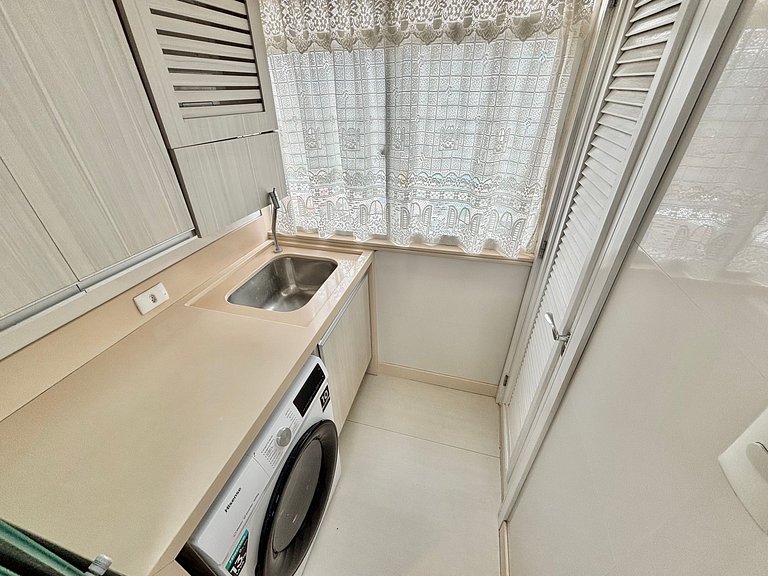 2Qts. com Hidro em luxuoso condomínio na Barra