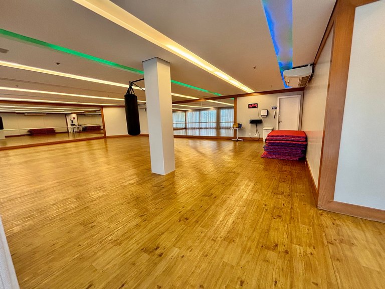 2Qts. com Hidro em luxuoso condomínio na Barra