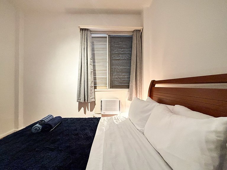 1 quarto no coração de Ipanema a 3 min. da Praia