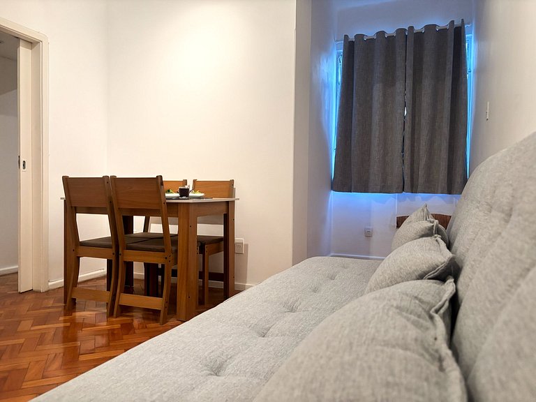 1 quarto no coração de Ipanema a 3 min. da Praia