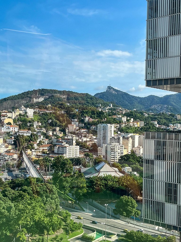 Studio p/ até 4 pessoas com portaria 24h