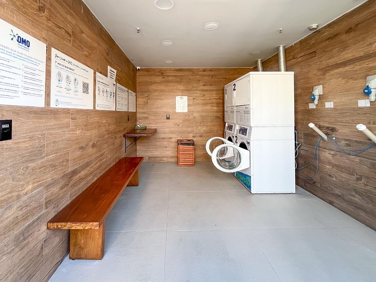 Studio no Centro próx. do Aero, metrô e consulado.