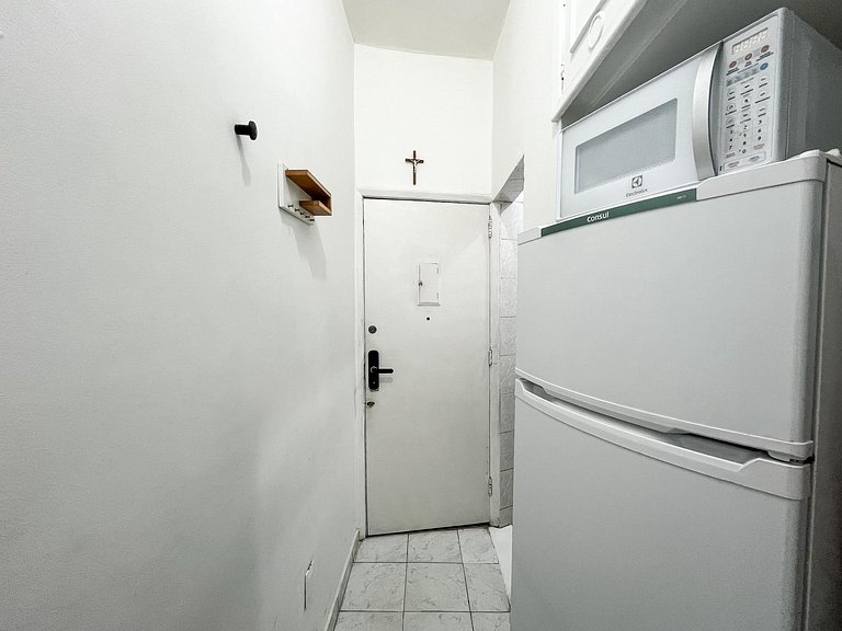1 Quarto em Copacabana| Metrô e Praia ao lado