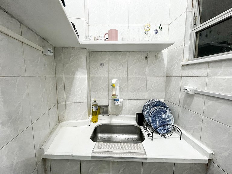 1 Quarto em Copacabana| Metrô e Praia ao lado