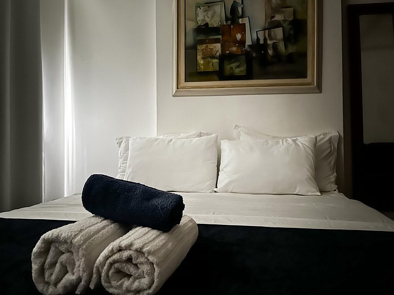 Studio próximo da Praia e Metrô com Cama Queen