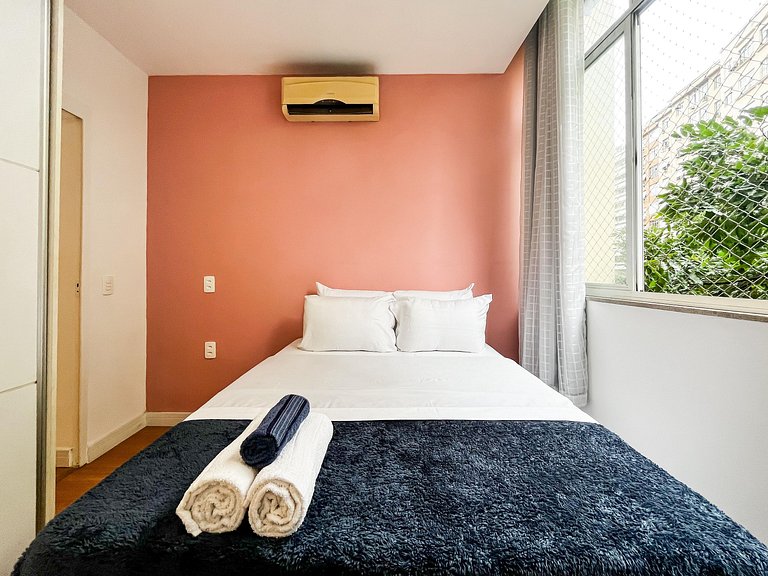 2Quartos c/ Suíte em Copa + Garagem e Portaria 24h