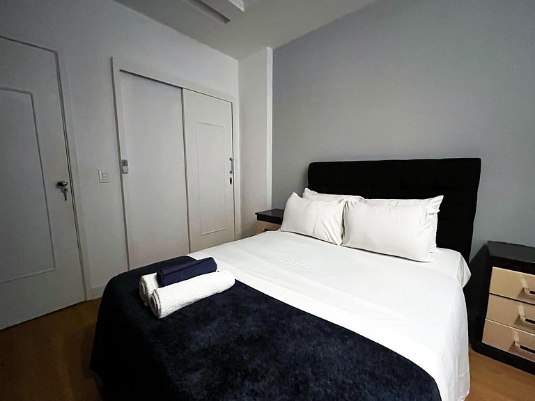 2Quartos c/ Suíte em Copa + Garagem e Portaria 24h