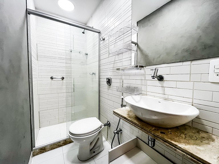 2Quartos c/ Suíte em Copa + Garagem e Portaria 24h