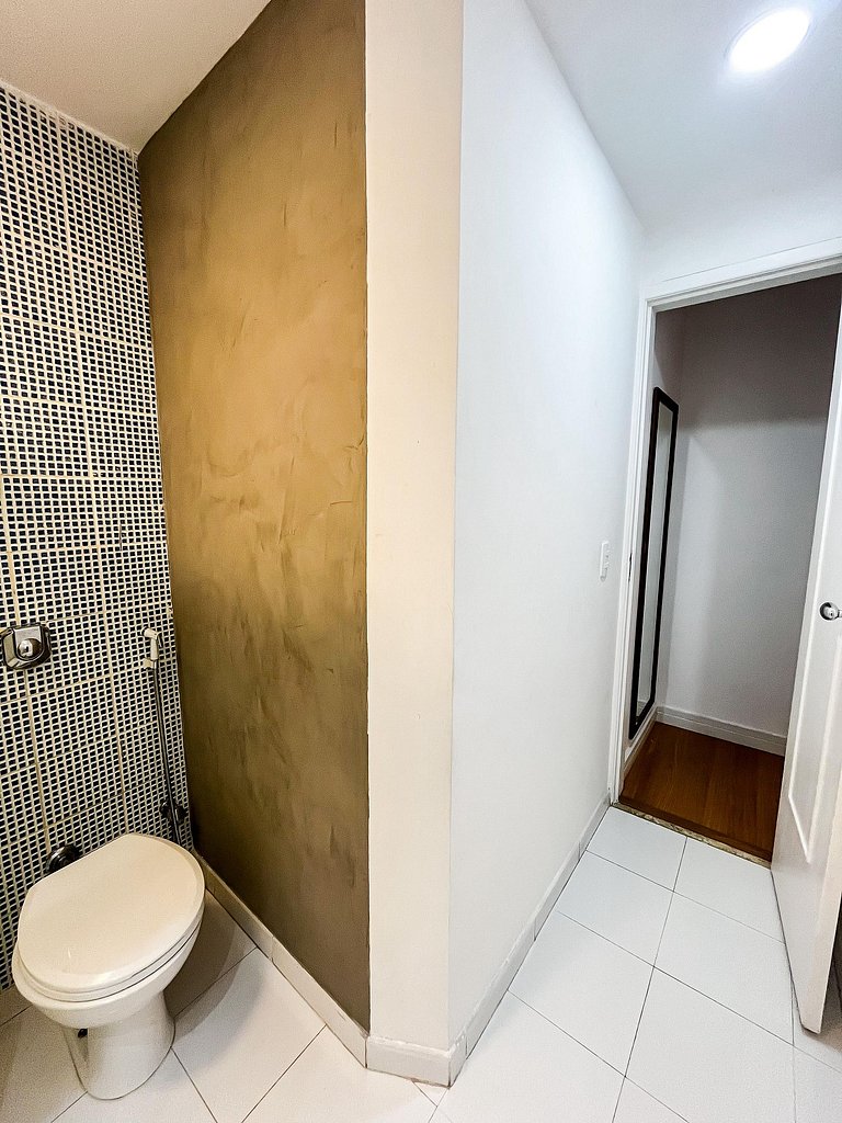 2Quartos c/ Suíte em Copa + Garagem e Portaria 24h