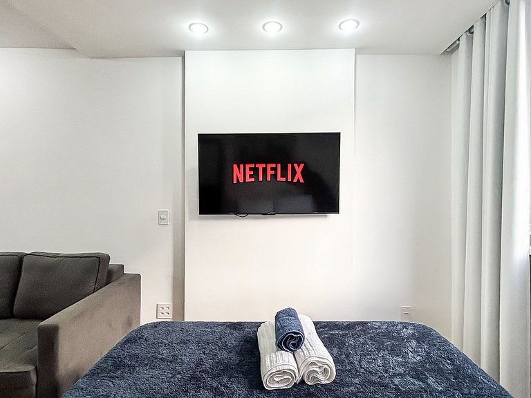 Studio próximo da Praia e Metrô com Cama Queen