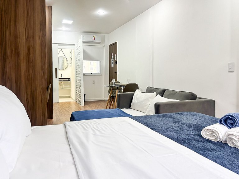 Studio próximo da Praia e Metrô com Cama Queen