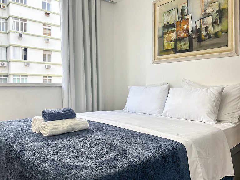 Studio próximo da Praia e Metrô com Cama Queen