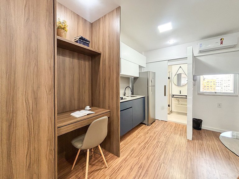 Studio próximo da Praia e Metrô com Cama Queen
