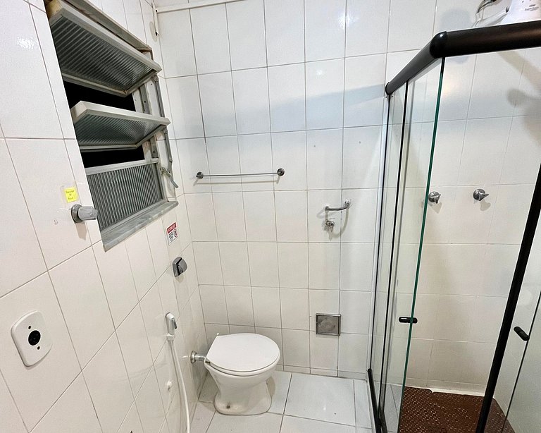 1 Quarto em Copacabana| Metrô e Praia ao lado