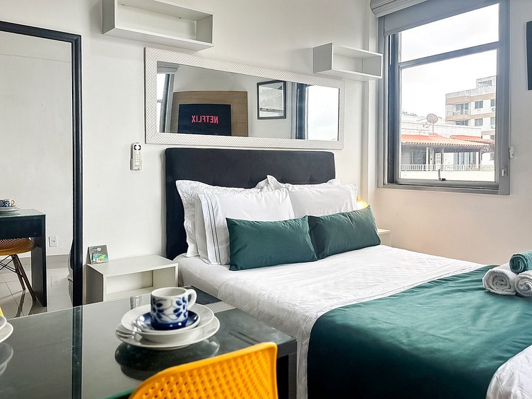 Studio c/ Vista Incrível da Enseada Botafogo