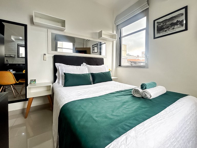 Studio c/ Vista Incrível da Enseada Botafogo