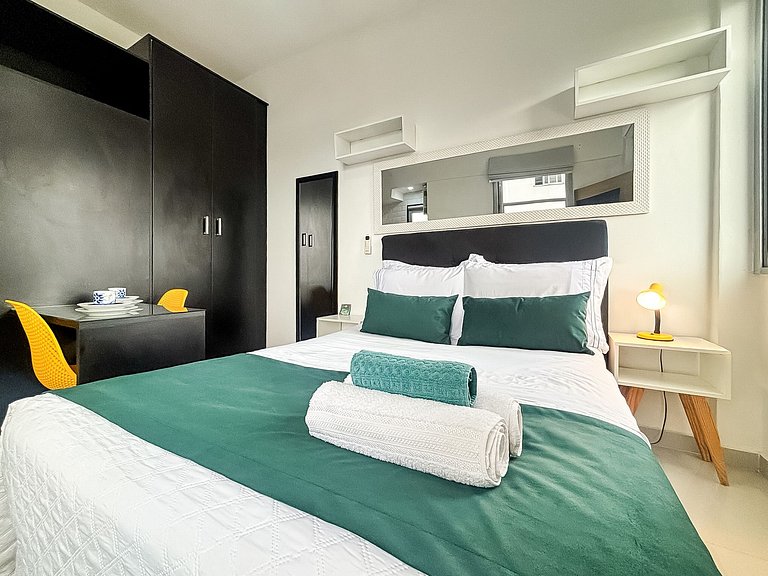 Studio c/ Vista Incrível da Enseada Botafogo