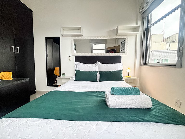 Studio c/ Vista Incrível da Enseada Botafogo