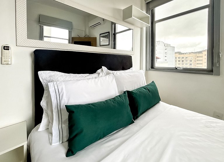 Studio c/ Vista Incrível da Enseada Botafogo