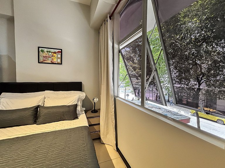 Studio no Centro próx. do Aero, metrô e consulado.