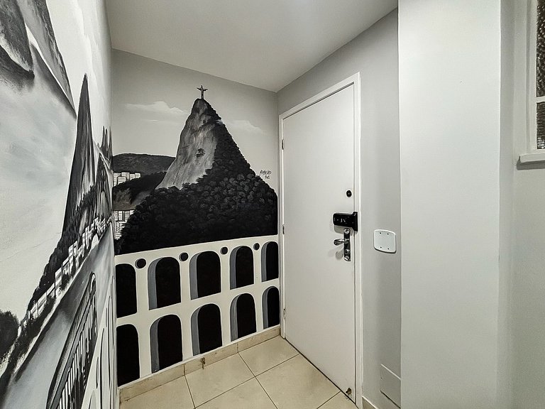 Studio no Centro próx. do Aero, metrô e consulado.