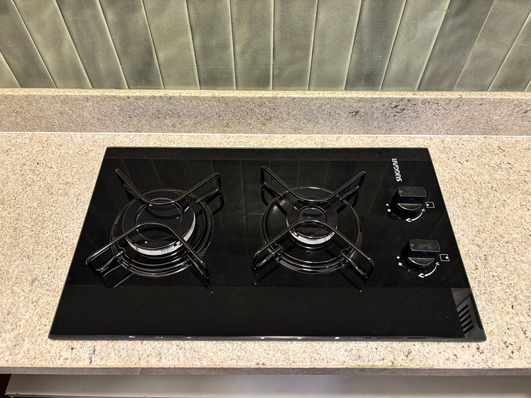 Studio em Copa com vibe praiana e portaria 24h