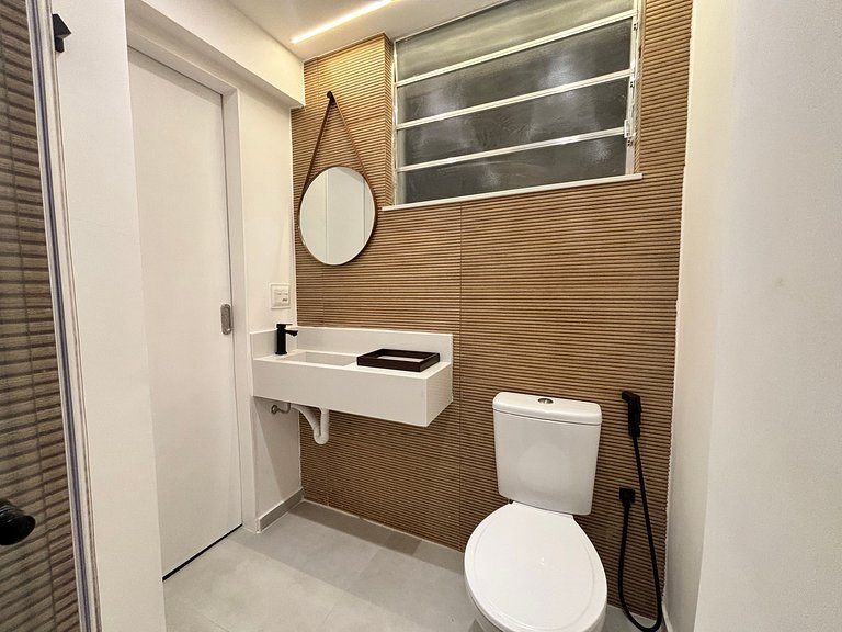 Studio p/ até 4 pessoas com portaria 24h