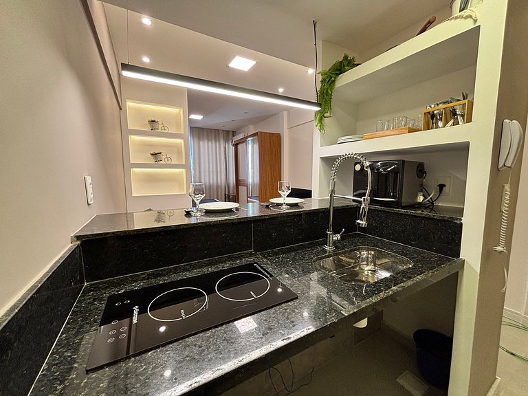 Studio p/ até 4 pessoas com portaria 24h