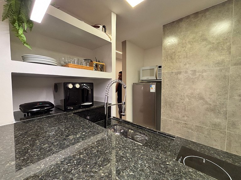 Studio p/ até 4 pessoas com portaria 24h