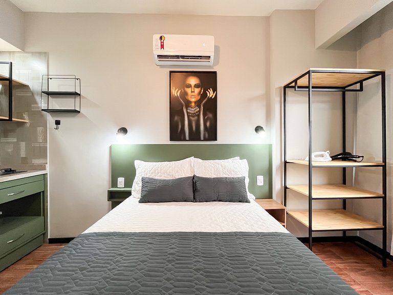 Vista lateral para o Pão de Açúcar e portaria 24h