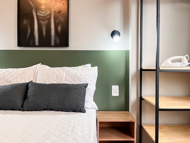 Vista lateral para o Pão de Açúcar e portaria 24h