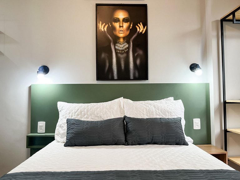 Vista lateral para o Pão de Açúcar e portaria 24h