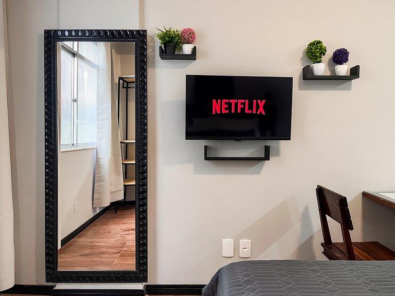 Vista lateral para o Pão de Açúcar e portaria 24h