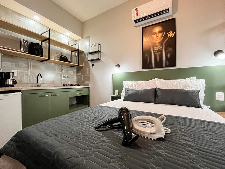 Vista lateral para o Pão de Açúcar e portaria 24h