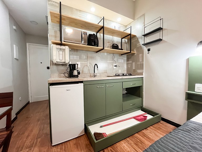 Vista lateral para o Pão de Açúcar e portaria 24h