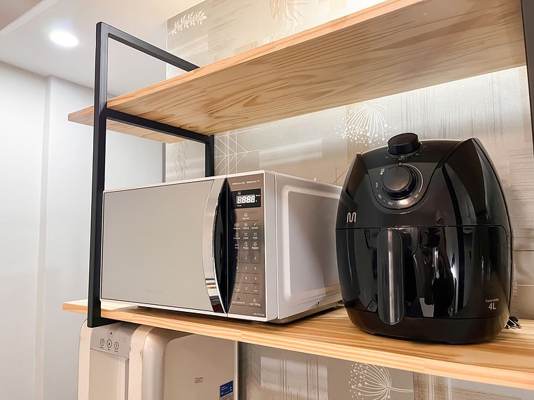 Vista lateral para o Pão de Açúcar e portaria 24h