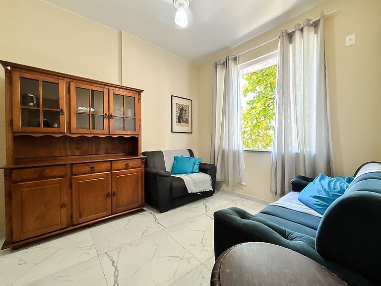 1 Quarto Com Vista Mar no Coração de Copacabana!