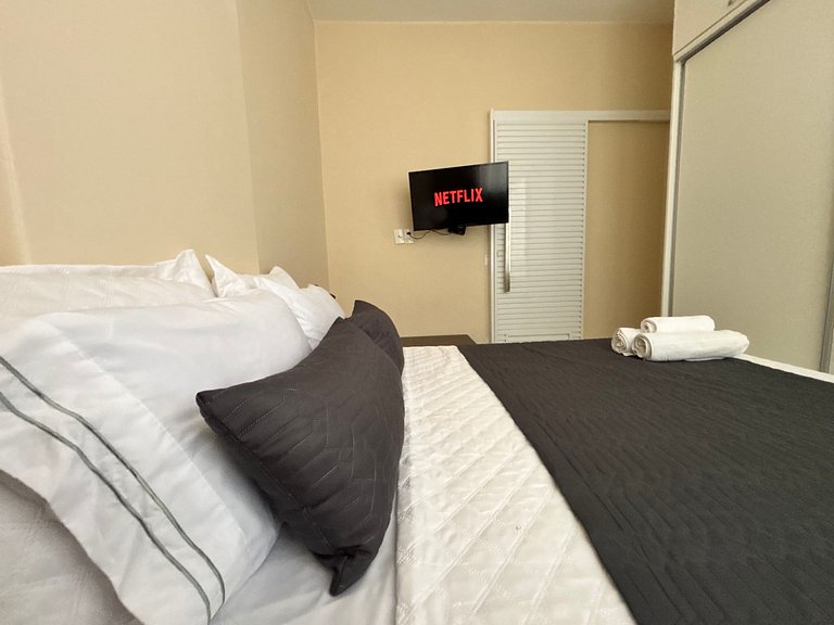 1 Quarto Com Vista Mar no Coração de Copacabana!