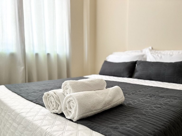 1 Quarto Com Vista Mar no Coração de Copacabana!