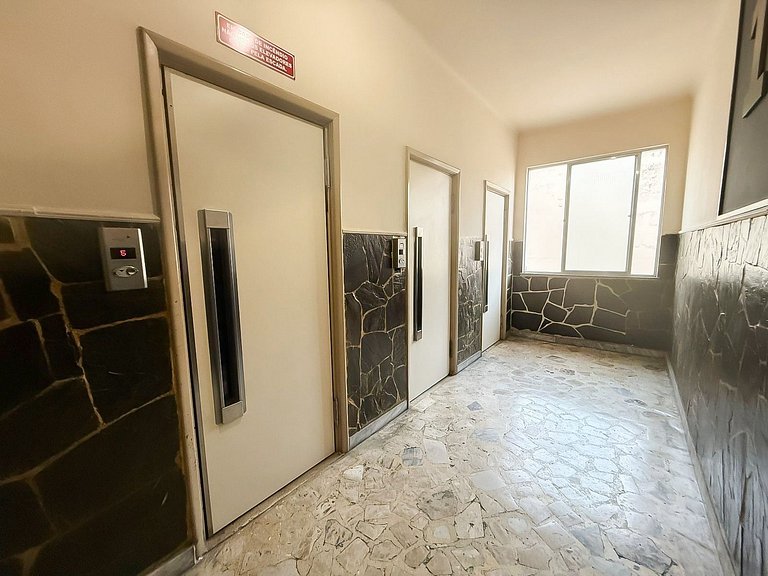 Conjugado em Copa com Vista lateral pro Cristo