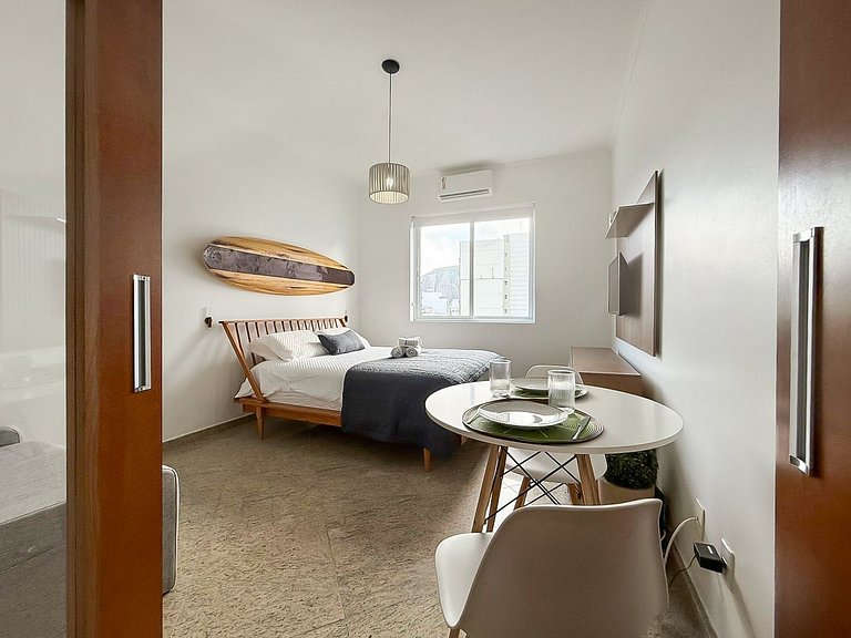 Conjugado em Copa com Vista lateral pro Cristo