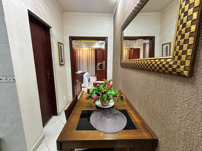 Conjugado em Copa | até 4 pessoas e portaria 24h