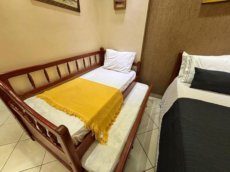 Conjugado em Copa | até 4 pessoas e portaria 24h