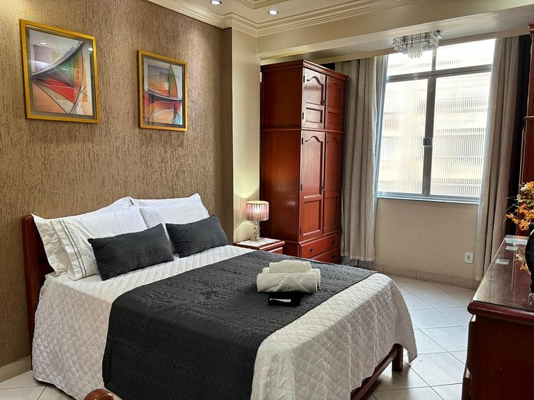 Conjugado em Copa | até 4 pessoas e portaria 24h