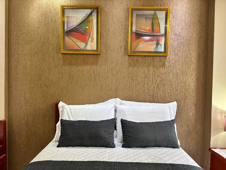 Conjugado em Copa | até 4 pessoas e portaria 24h